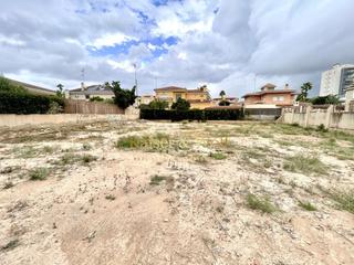 Terreny residencial  Carrer de ginés macià pascual. Terreno urbanizable en zona ciudad jardín, elche