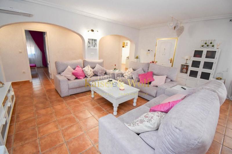 Foto 3113e334-962b-4e15-98c3-a6955428067c. Casa con riscaldamento piscina in Noroeste Santa Pola