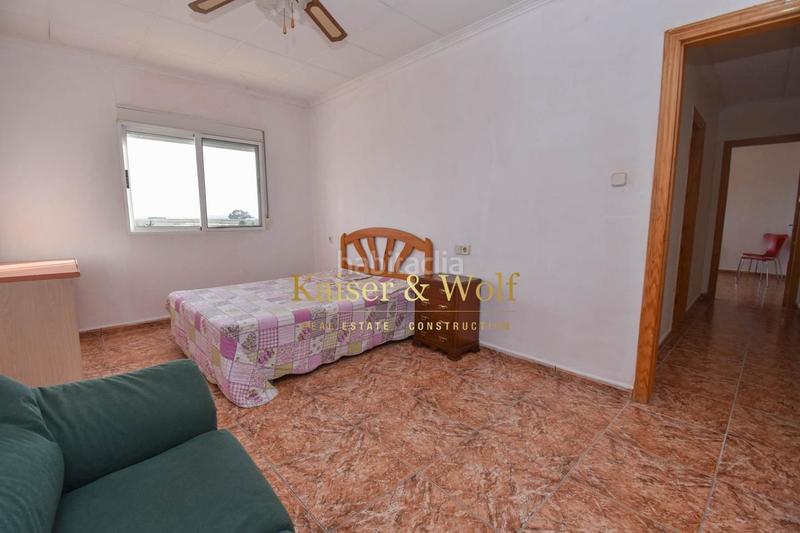 Foto 2f6bd382-88ba-4d94-b7df-6a3617c9cbca. Casa amplio chalet con piscina en las bayas en La Foia - Daimés - Asprella Elche / Elx