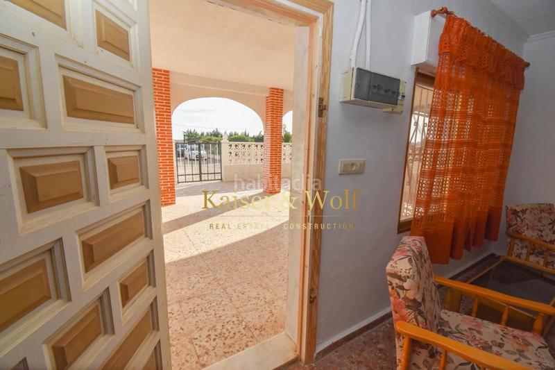 Foto 4d29075f-7bdc-4347-ac31-e79d6d35114e. Casa amplio chalet con piscina en las bayas en La Foia - Daimés - Asprella Elche / Elx