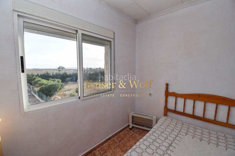 Foto f4f5b6cf-060e-4127-a876-b0746f94485e. Casa amplio chalet con piscina en las bayas en La Foia - Daimés - Asprella Elche / Elx