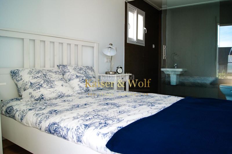 Foto 94cb7957-3d30-4966-ae5a-3bdf7d7133d4. Casa amb piscina a Monte y Mar Santa Pola