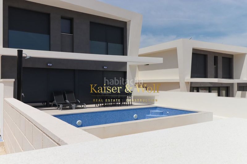 Foto e61a207c-85c5-4e2b-8571-0770c9c67958. Casa amb piscina a Monte y Mar Santa Pola