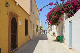 Maison  Carrer d'enmig. Chalet en la isla de tabarca