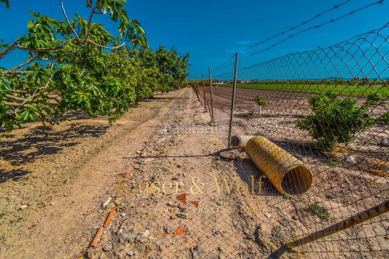 Foto fb7e72b2-5be6-411c-a3cf-0175de77a22a. Residential plot in Callosa de Segura