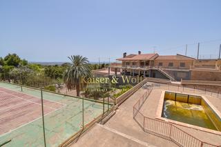 Casa  San antonio de la florida. Chalet con vistas al mar y piscina en crevillente