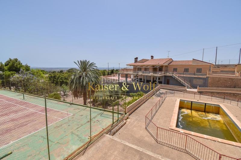 Foto 807d0de5-621a-45ab-a344-0da14b0fb0ff. Casa con parcheggio piscina in Crevillente