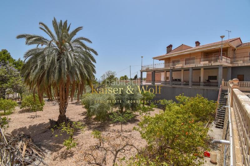 Foto fd30e7d0-1809-42ca-a101-62516b00eb84. Casa con parcheggio piscina in Crevillente