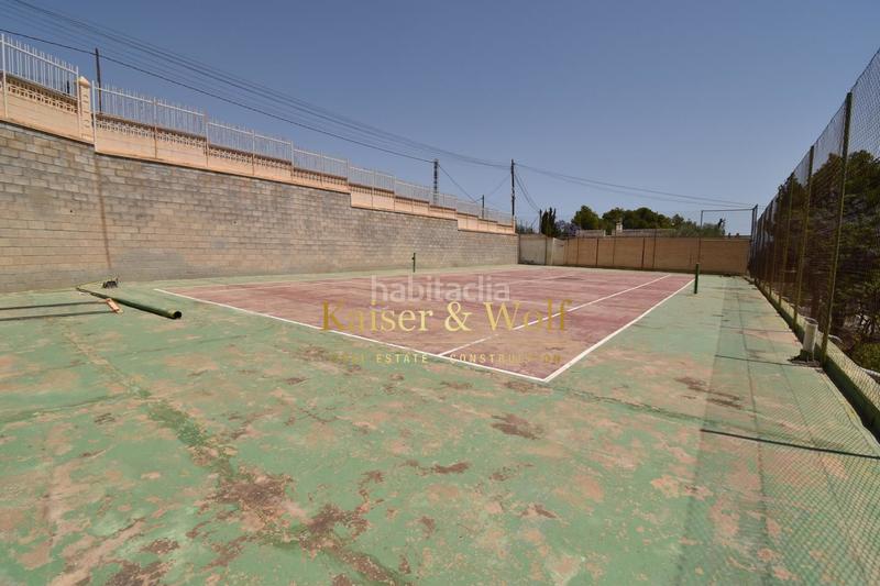 Foto fde2a31f-7ac9-4b4a-8fe0-04e33154f354. Casa con parcheggio piscina in Crevillente