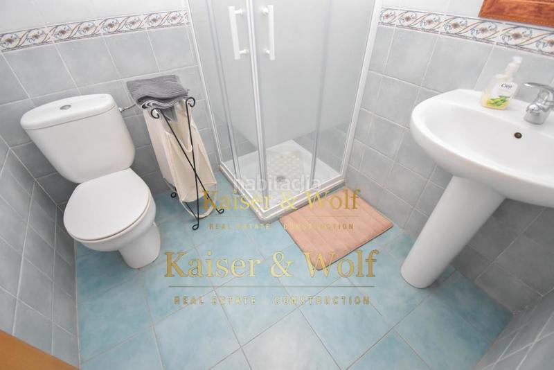 Foto 3ac8c3b3-a828-46e8-b9b2-da0495bd0411. Casa chalet reformado con parcela grande en gran alacant en Santa Pola