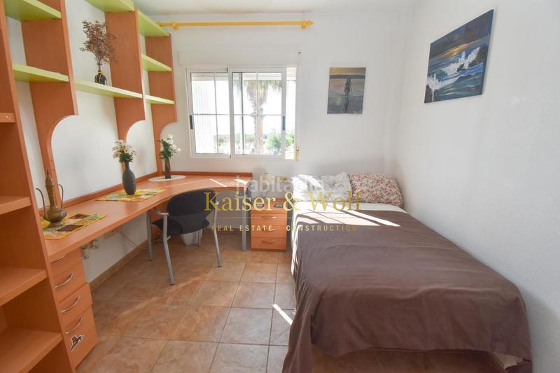 Foto 0a51e1d8-ad1d-445b-b36c-874dd9548b9b. Casa amb aparcament piscina a Zona Carrefour - Urbanizaciones Torrevieja