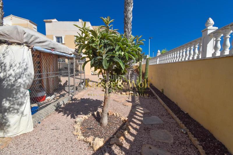 Foto 0bbcc1ff-f772-4bb6-9cc3-d1a36f07ab1e. Casa amb aparcament piscina a Zona Carrefour - Urbanizaciones Torrevieja