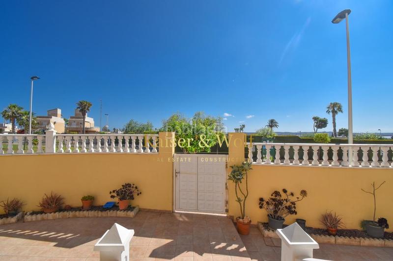 Foto 21fce1d1-8984-4550-9f69-587cb7d93d63. Casa amb aparcament piscina a Zona Carrefour - Urbanizaciones Torrevieja