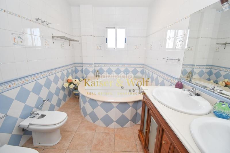 Foto 29c9d18e-c072-45e0-b615-a273d79882e0. Casa amb aparcament piscina a Zona Carrefour - Urbanizaciones Torrevieja