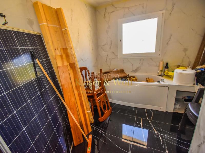 Foto f2dc0d48-3fc1-48cb-8903-0891e5027026. Maison dans Tibi