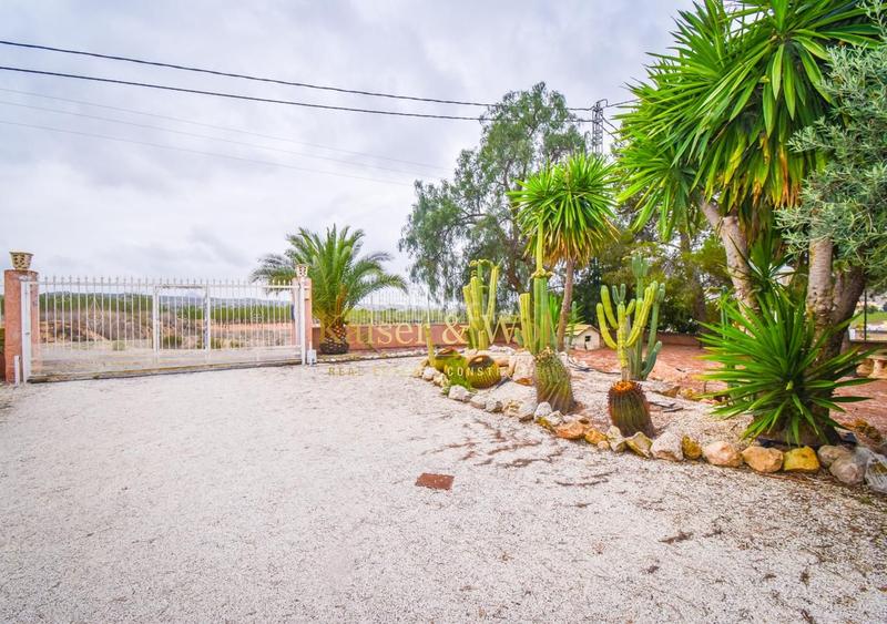 Foto c10484fb-90e5-409b-97da-813be26aee65. Casa amb calefacció piscina a Hondón de los Frailes