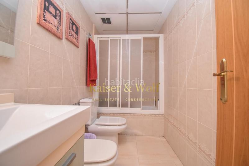 Foto 2d82c1a2-bc92-4302-9ef7-73f120c8e166. Pis a carrer gabriel miró 37 a Centro Santa Pola