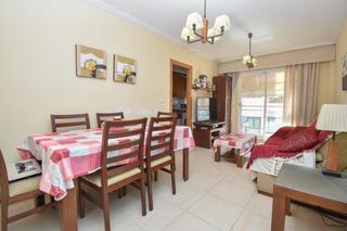 Appartement  Carrer gabriel miró. Amplio piso en zona céntrica de santa pola