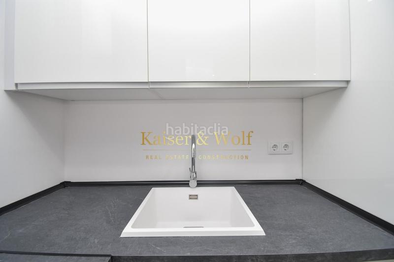 Foto 598ec0c5-1168-4d1d-b2c1-68cc5de62e91. Piso  reformado en pleno Centro en Centro Santa Pola