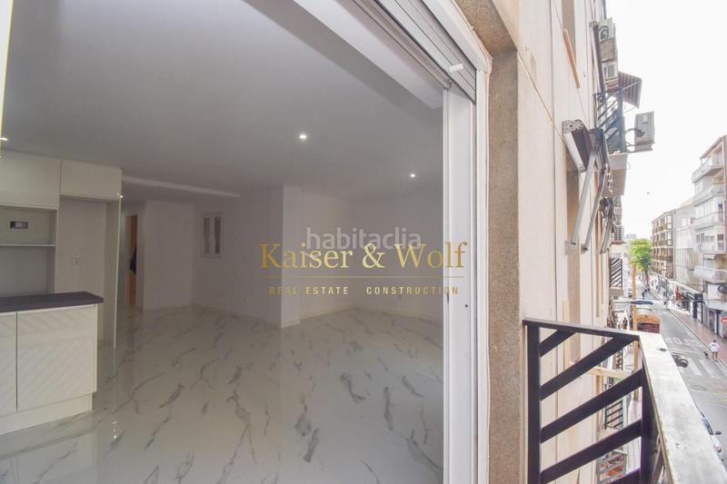 Foto c44bd88e-6727-4403-b603-a7459f5d67ed. Piso  reformado en pleno Centro en Centro Santa Pola
