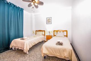 Miete Etagenwohnung  Iglesia. Alquiler vacacional y de corta estancia en santa pola ,  junto a