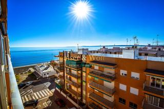 Pis  Alcoy. Piso estupendo con vista al mar en santa pola