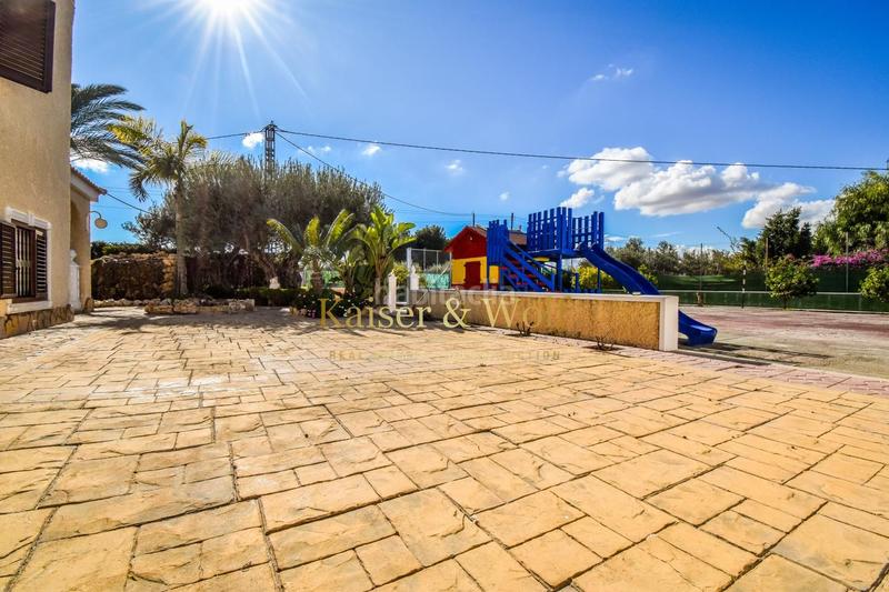 Foto 1308bec7-1167-4e67-917c-14feedc3531b. Casa chalet precioso en carretera de santa pola elche en Elche / Elx