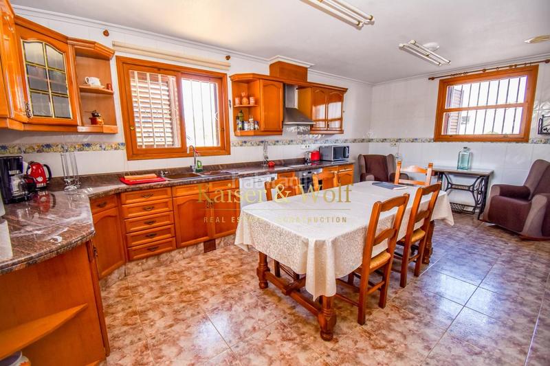 Foto 392368bb-cb11-46cb-a015-fabf06786338. Casa chalet precioso en carretera de santa pola elche en Elche / Elx