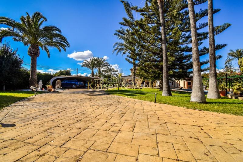 Foto 7edf5d22-8b9d-48b3-b02c-dab41b9d3c76. Casa chalet precioso en carretera de santa pola elche en Elche / Elx