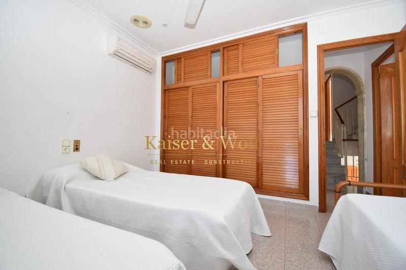 Foto b2adff4e-22ca-42c0-95fe-e97f8c83408b. Casa chalet precioso en carretera de santa pola elche en Elche / Elx