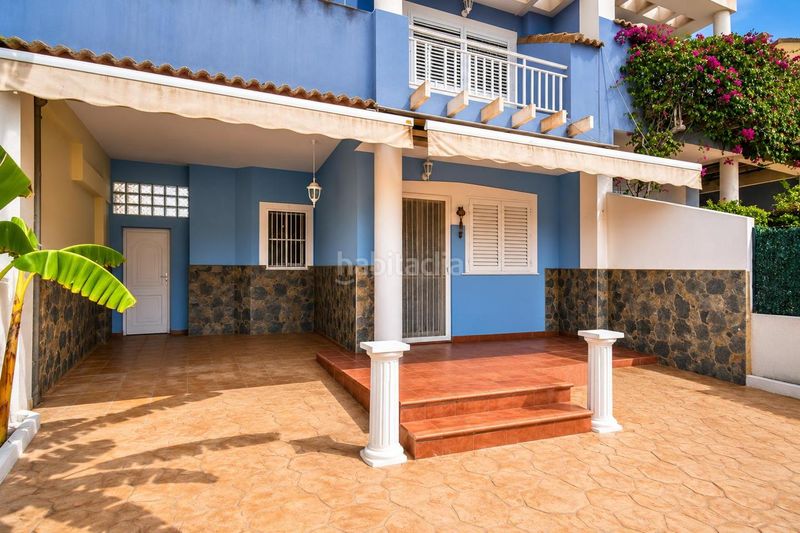 Foto 597a4096-1125-4fa7-8f14-cc885c5b2cee. Casa amb piscina a Monte Faro-Altomar II Santa Pola