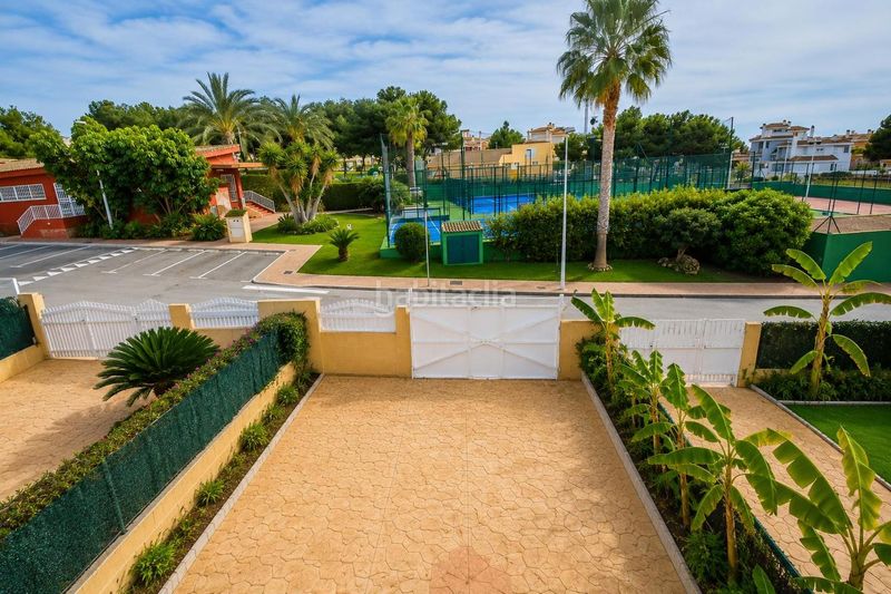 Foto 60b8e555-33e2-4f99-9188-50915b643e6e. Casa amb piscina a Monte Faro-Altomar II Santa Pola