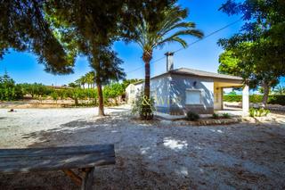 Casa  Partida altabix. Chalet rústico en ubicación privilegiada de elche