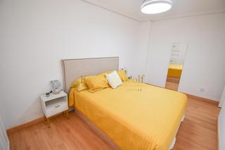 Miete Etagenwohnung  Carrer d'elx. Alquiler larga temporada calle elx, santa pola