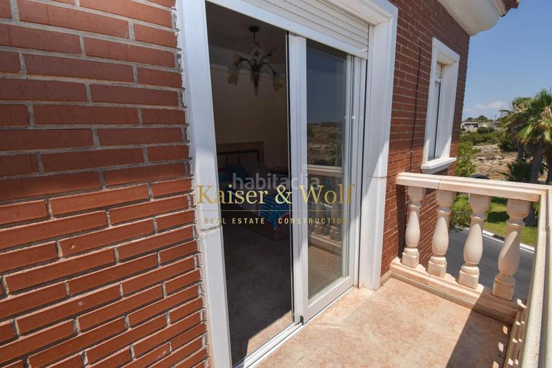 Foto 45f8d589-42e1-46c6-b710-77e174873943. Casa con piscina in Norte Santa Pola