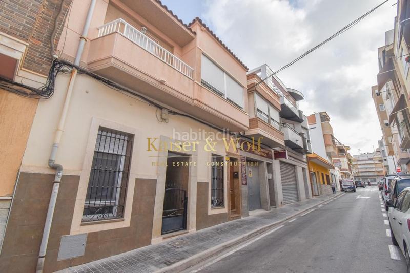 Foto c572393f-3b2c-4fe3-82eb-9c9f969d509a. Piano terra in Centro Santa Pola