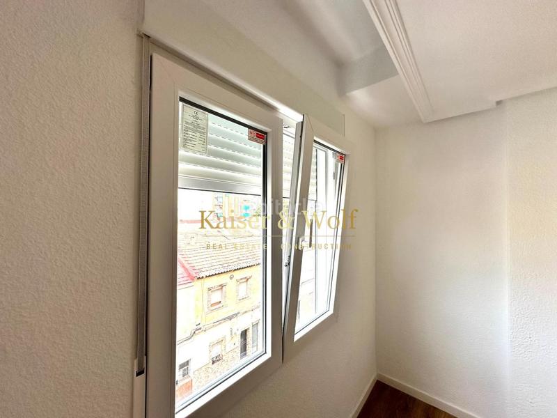 Foto d7e7c164-3412-4c45-8f56-ff40acecaa2a. Piso  reformado ideal inversores centro elche en Elche / Elx