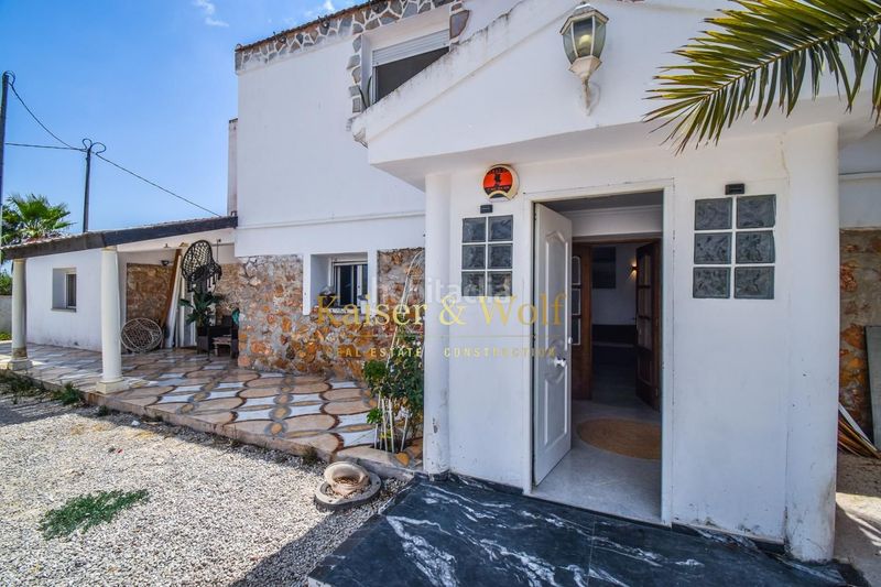 Foto 05df36ee-9605-42d0-8d39-4633679dc162. Bauernhof mit pool in Crevillente
