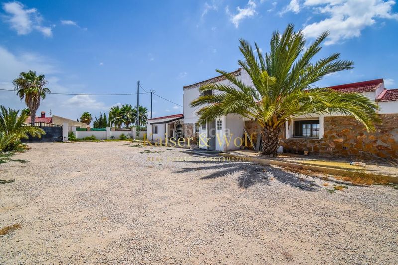 Foto 87dfb600-8ca4-44b3-a69d-e27cffd0bb2d. Bauernhof mit pool in Crevillente
