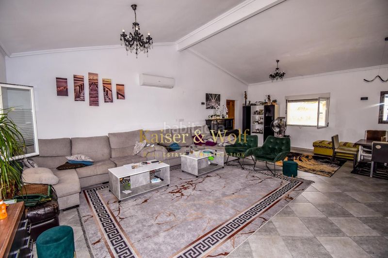 Foto e769a8eb-56fe-4c8e-bd3c-a88f80519c93. Bauernhof mit pool in Crevillente