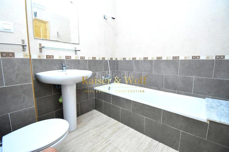 Foto 8dbaa538-04d2-461e-aab7-7d65800306e0. Piso amplio piso moderno en Formentera del Segura