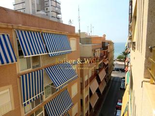 Location Appartement  Carrer almirante antequera. Alquiler de corta estancia, piso luminoso a 50 metros de la play