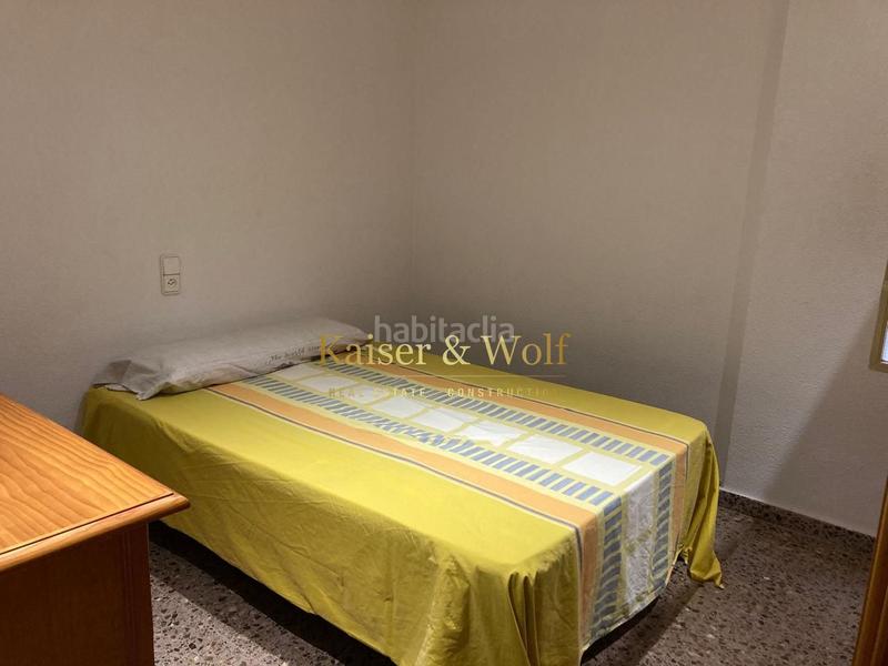 Foto 1b2e4474-f913-4021-bcc9-b6fcdc3f094d. Alquiler piso alquiler de larga estancia piso amplio con dos terrazas Las Bayas, elche en Elche / Elx