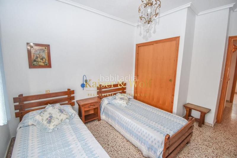 Foto f94b1a9f-05e3-412a-82f6-58e7d237542e. Casa bungalow cerca del mar en Gran Playa Santa Pola