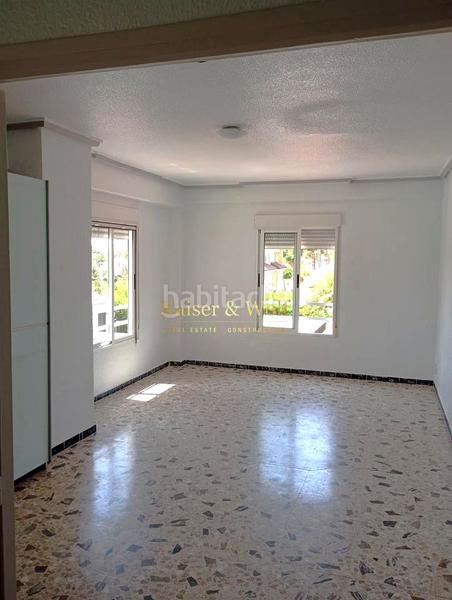 Foto f07336bd-1cde-42e9-b379-ecc12dede310. Casa con piscina in Peña de las Águilas Elche / Elx