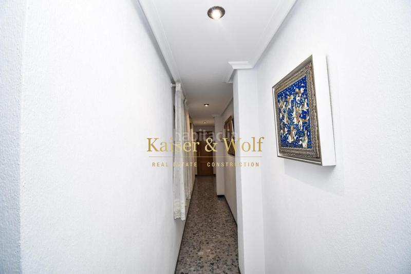 Foto 011033ef-1df3-4a86-9b20-6ecd1c4da4ac. Piso  de categoría con balcón, ascensor y parking en Santa Pola