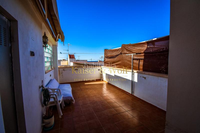 Foto 6400d177-0376-49da-938a-4a4c57a42b5e. Piso  con terraza privada a unos minutos de playa levante en Santa Pola