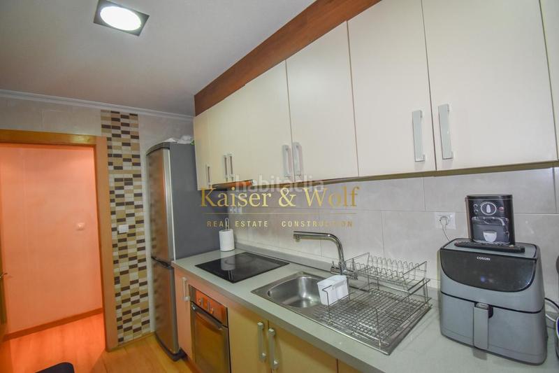 Foto 694c988d-5fbb-4191-acc1-9821230532b1. Piso  con terraza privada a unos minutos de playa levante en Santa Pola