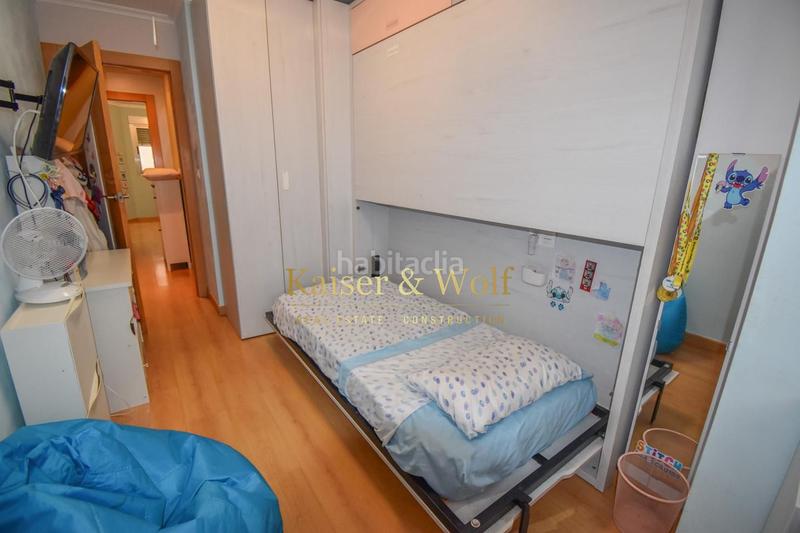 Foto fd9c7671-42f8-49e6-817b-242179e7dd47. Piso  con terraza privada a unos minutos de playa levante en Santa Pola