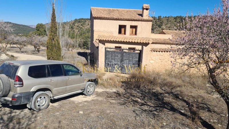 Foto b9be0669-4de7-4ea8-a098-7b3d6d011807. Masia a jaime i 14 a Onil
